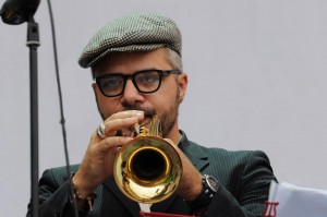 Su musica popolare italiana Francesco Fiore