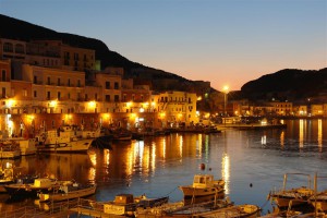 Su musica popolare italiana Mare Nostrum a Ponza