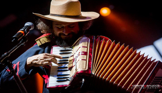 Record di presenze per lo Sponz Fest di Capossela